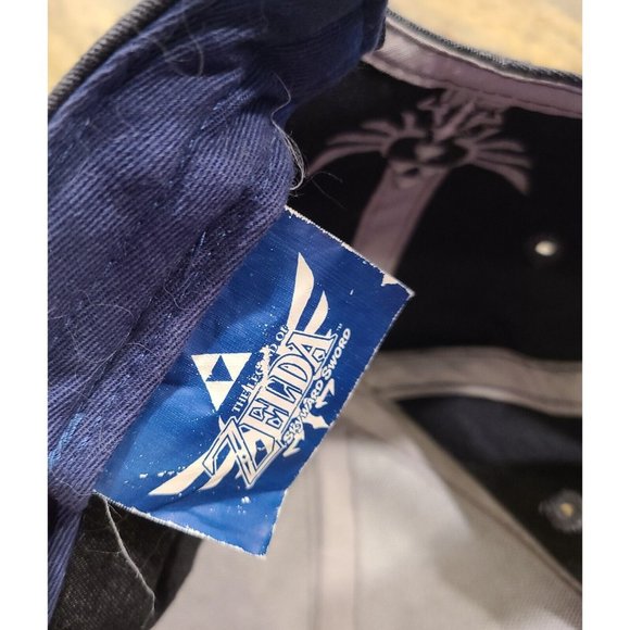 The Legend of Zelda Skyward Sword Snapback Hat Nintendo 2014 Teal Blue Gaming - Picture 14 of 15